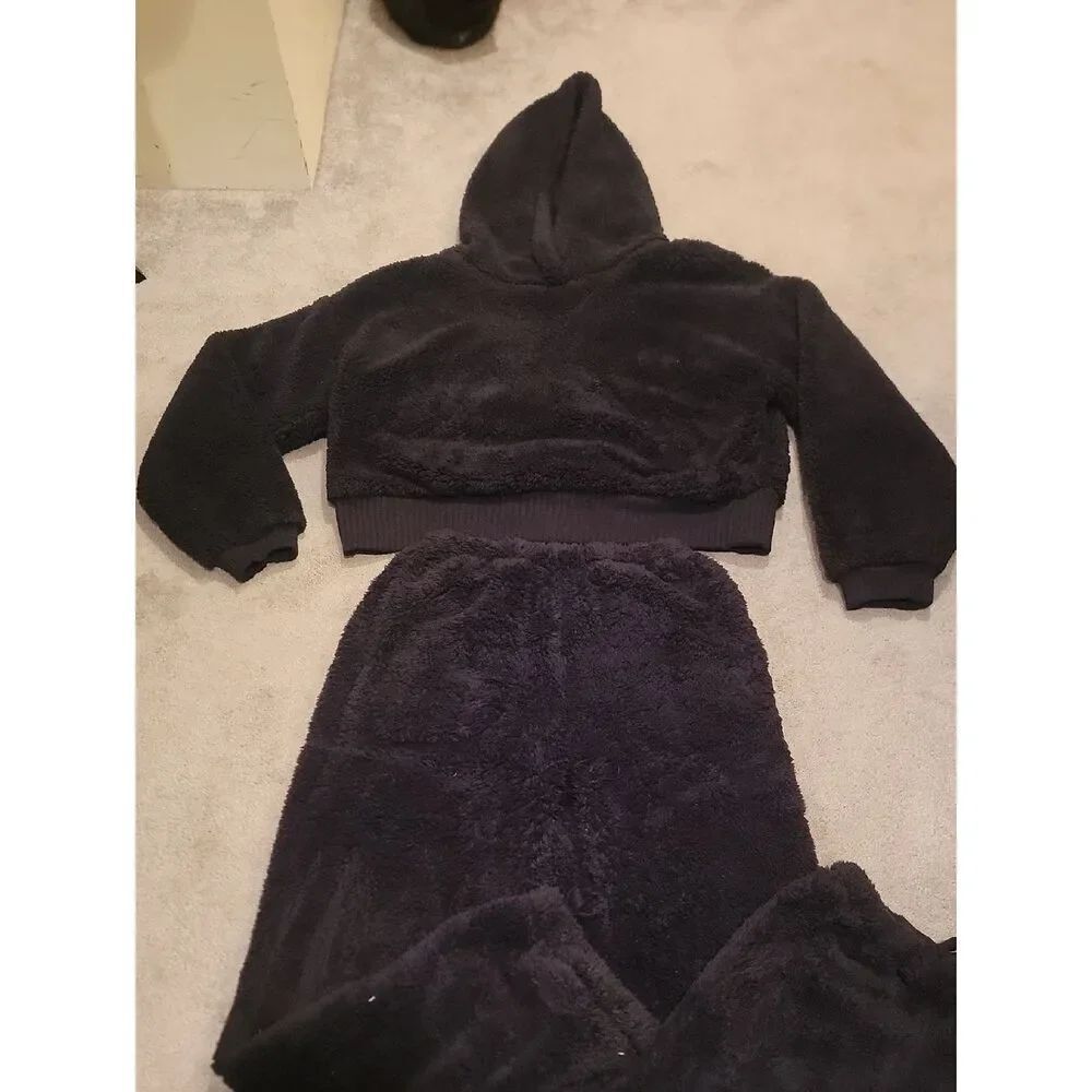 GAP Plush Fleece Hooded Crop Sweatshirt And Warm Up Pants